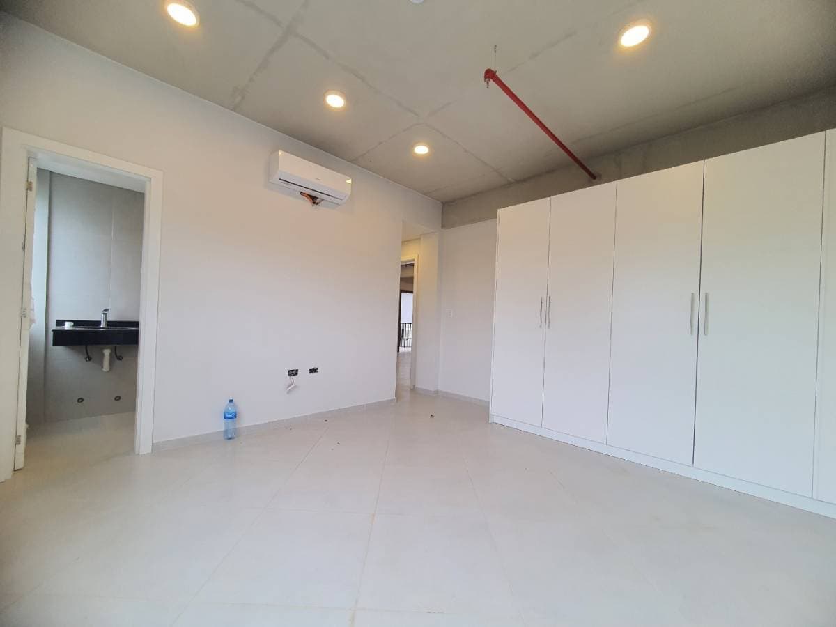Depto. De 2 dorm. 79,3m2 - zona centrica de Luque, foto 4