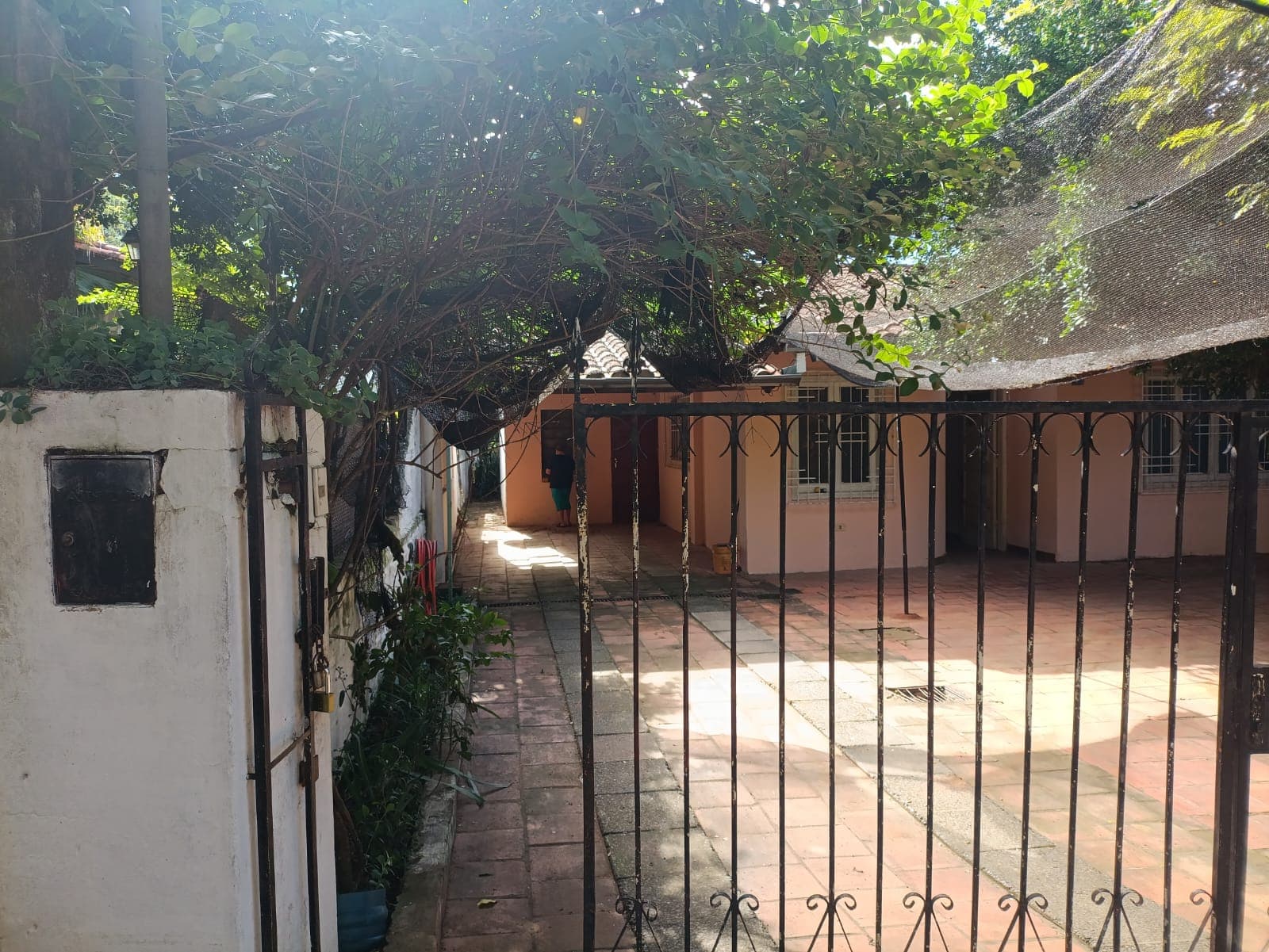 Venta de casa coloquial en caacupe