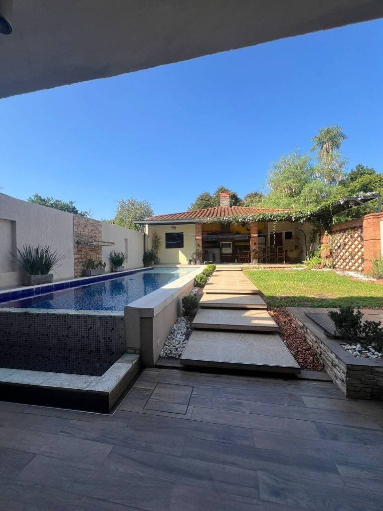 En venta amplia propiedad en San Lorenzo