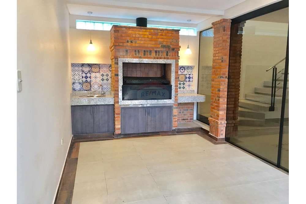 Duplex en villa adela Luque — foto 3