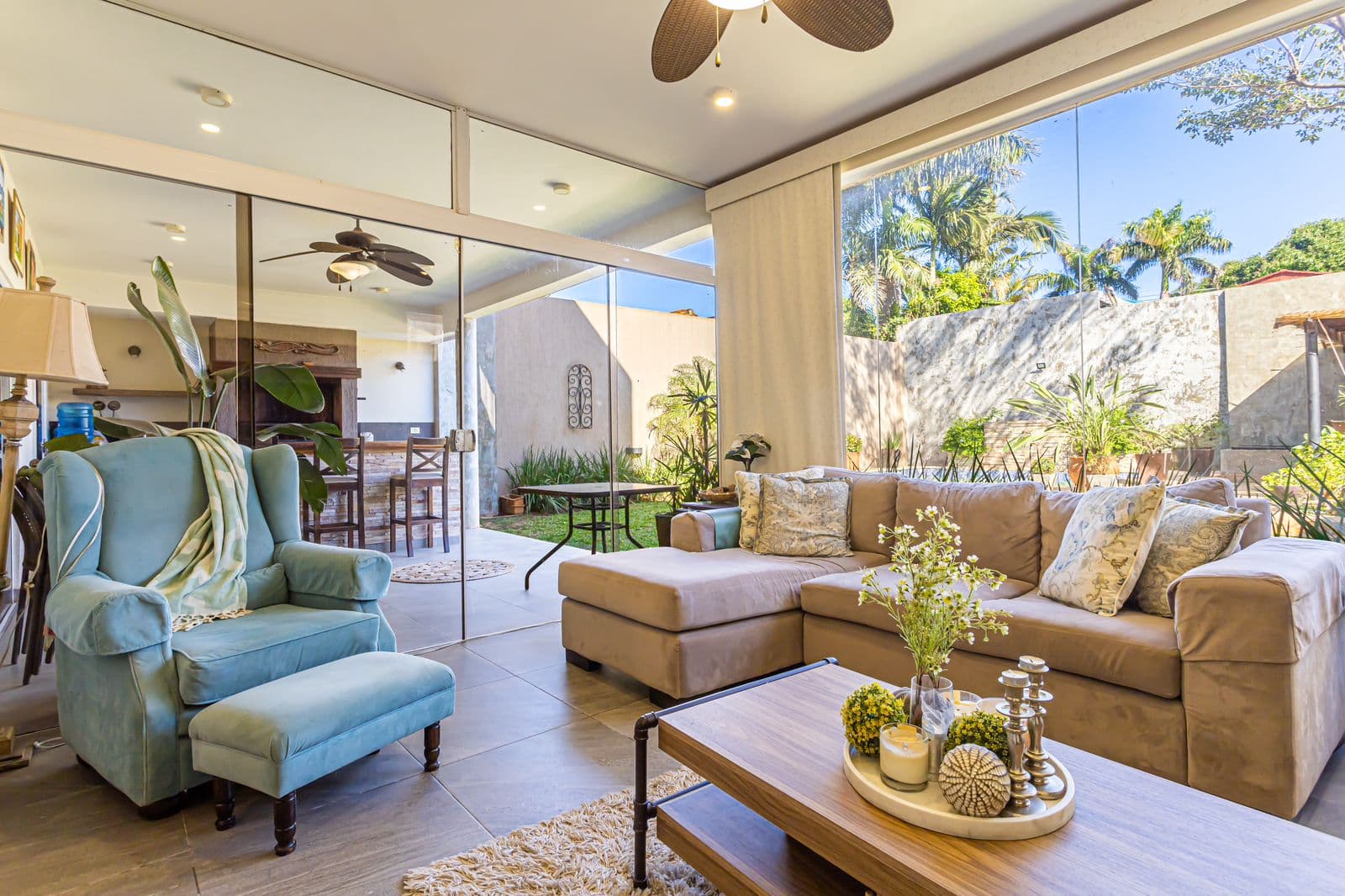 Hermosa casa en barrio mburucuya, foto 3