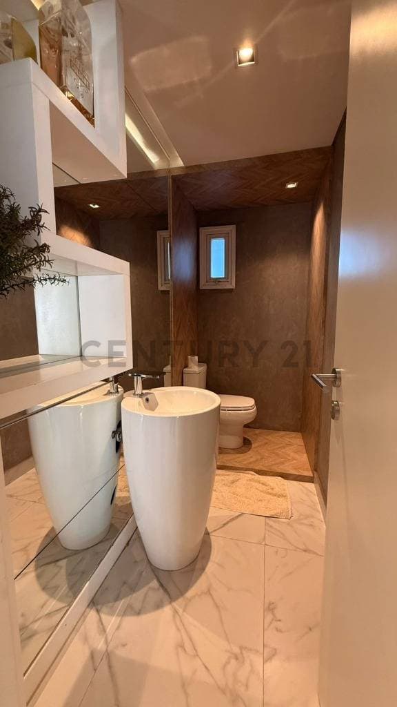 Departamento amoblado en Villa Morra con 3 cocheras, foto 4