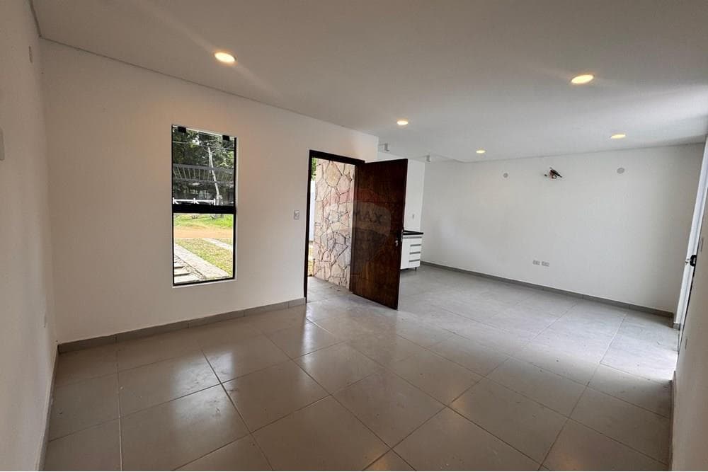Hermosa casa a estrenar en limpio j.a, foto 4