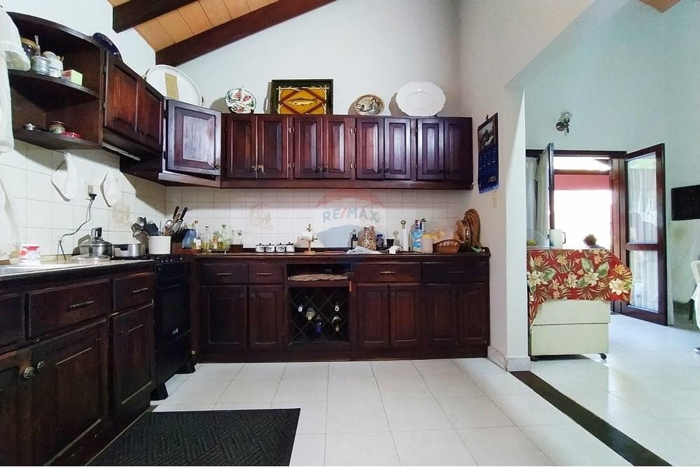 Residencia en venta en bº Recoleta – alta exposición y potencial de desarrollo, foto 5