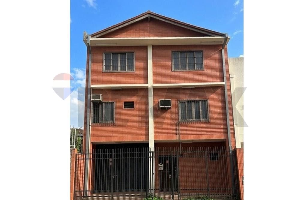 ¡oportunidad estratégica en barrio pettirossi!, foto 1