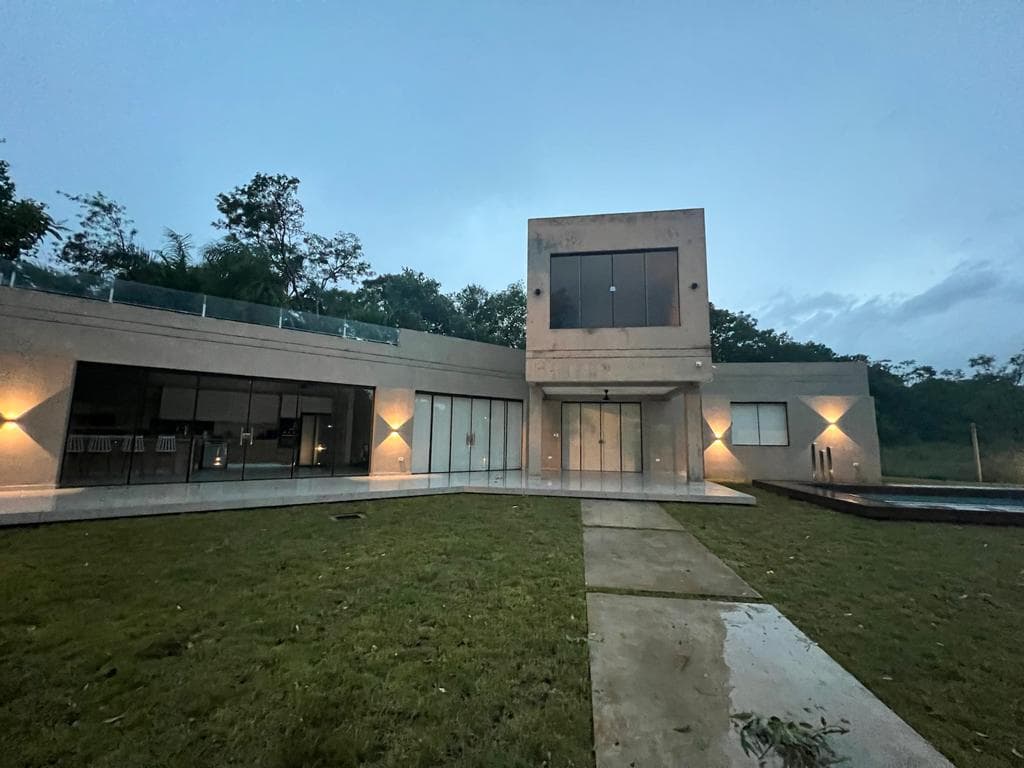 Hermosa y gran residencia de verano en San Bernardino, foto 1
