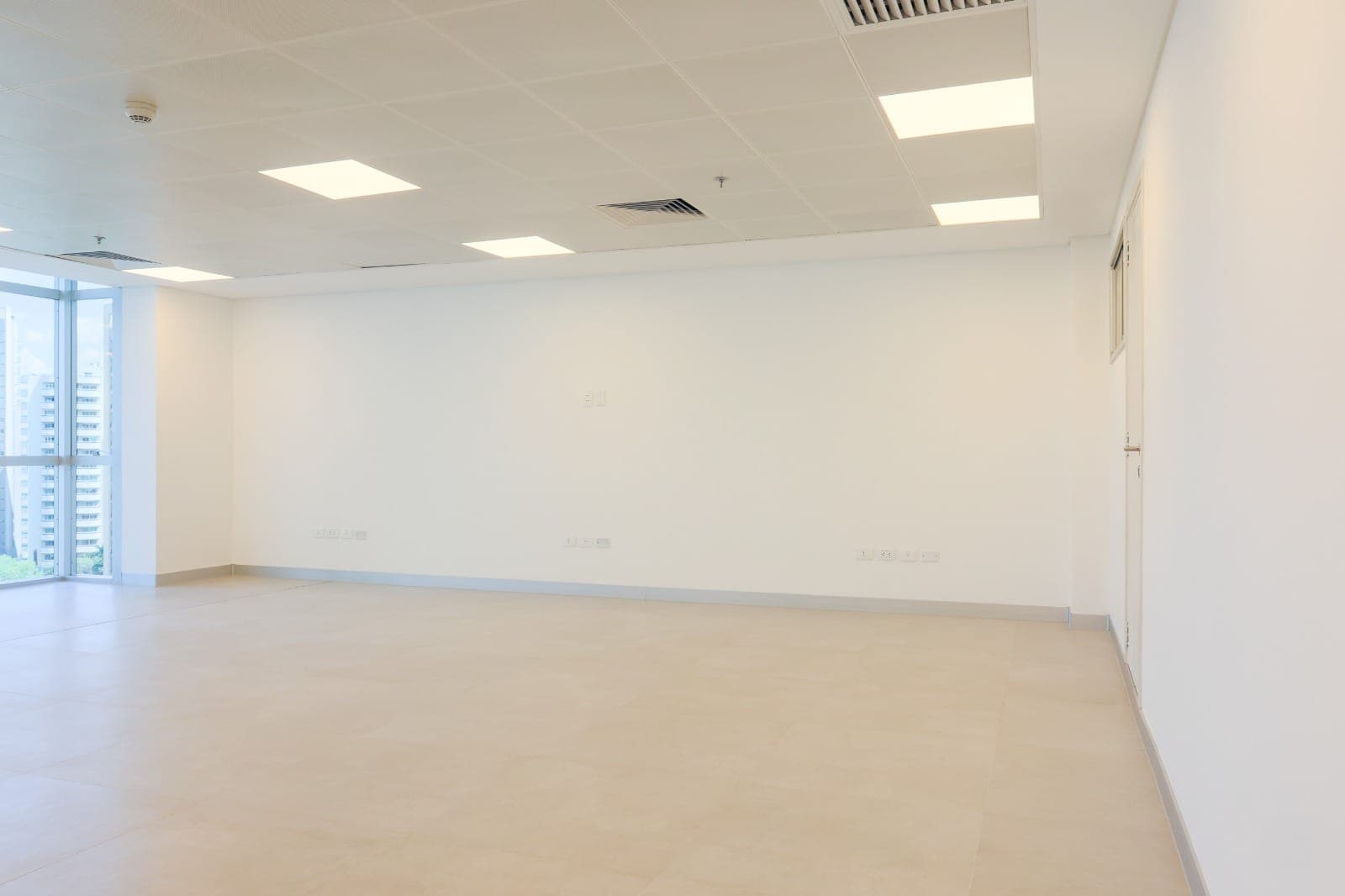 Oficinas en el skypark — foto 3