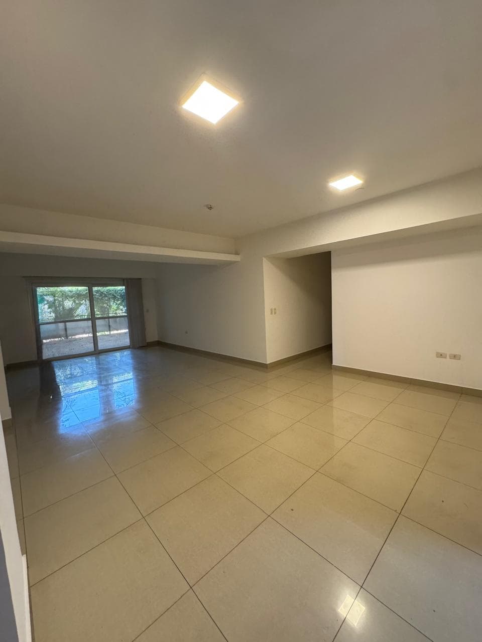 Las Lomas - zona asa, amplio dpto de 3 dormitorios — foto 1