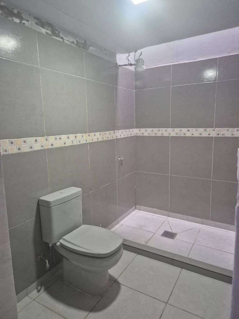En alquiler amplia casa para oficina, foto 3