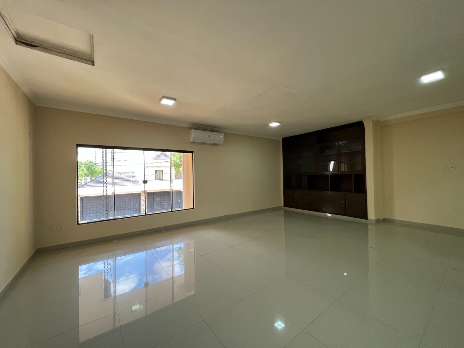 Alquilo Casa Para Oficina Zona Shopping Del Sol