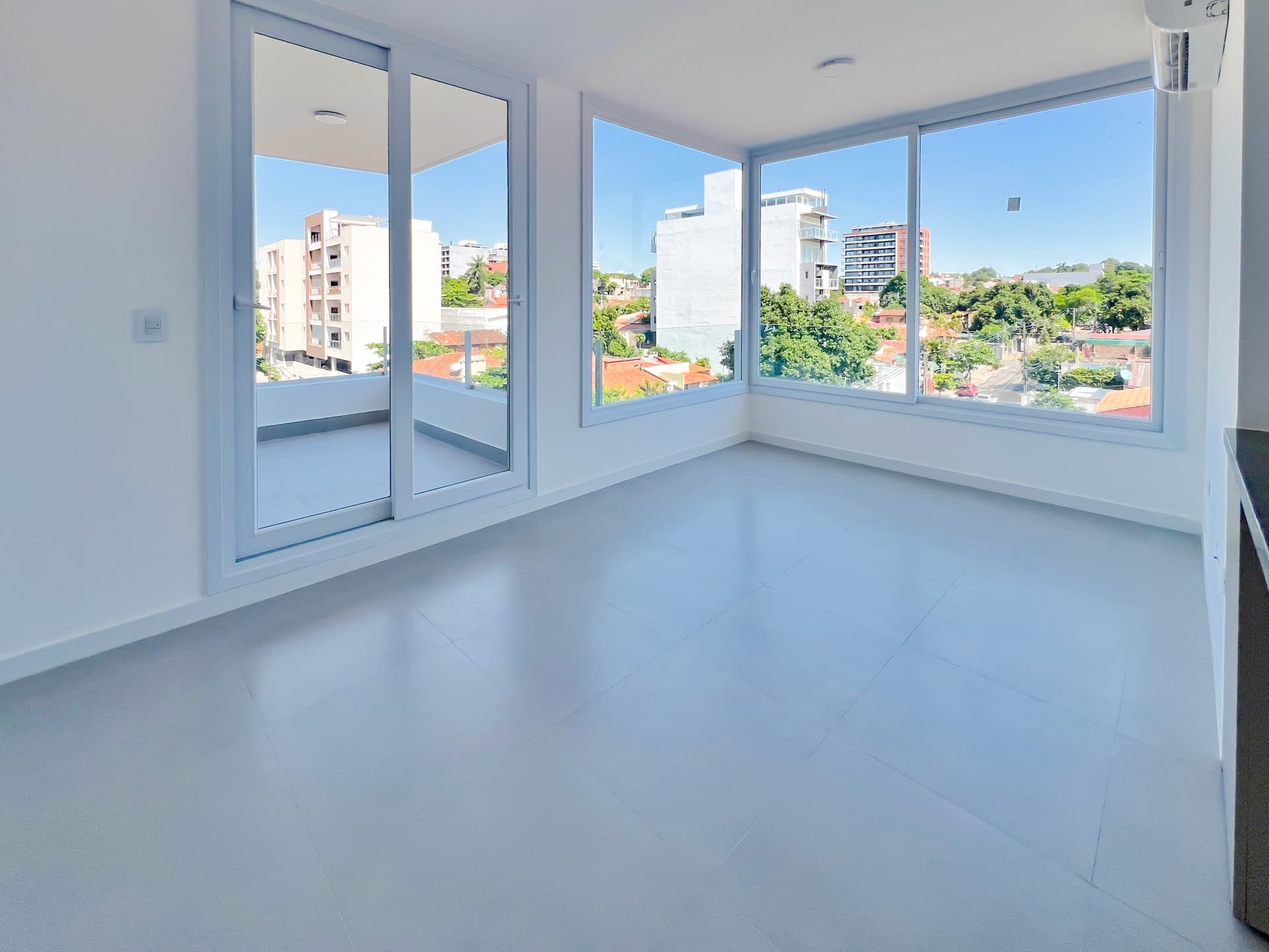 En venta Departamento de 2 dormitorios con cochera en Área Concordia, foto 4
