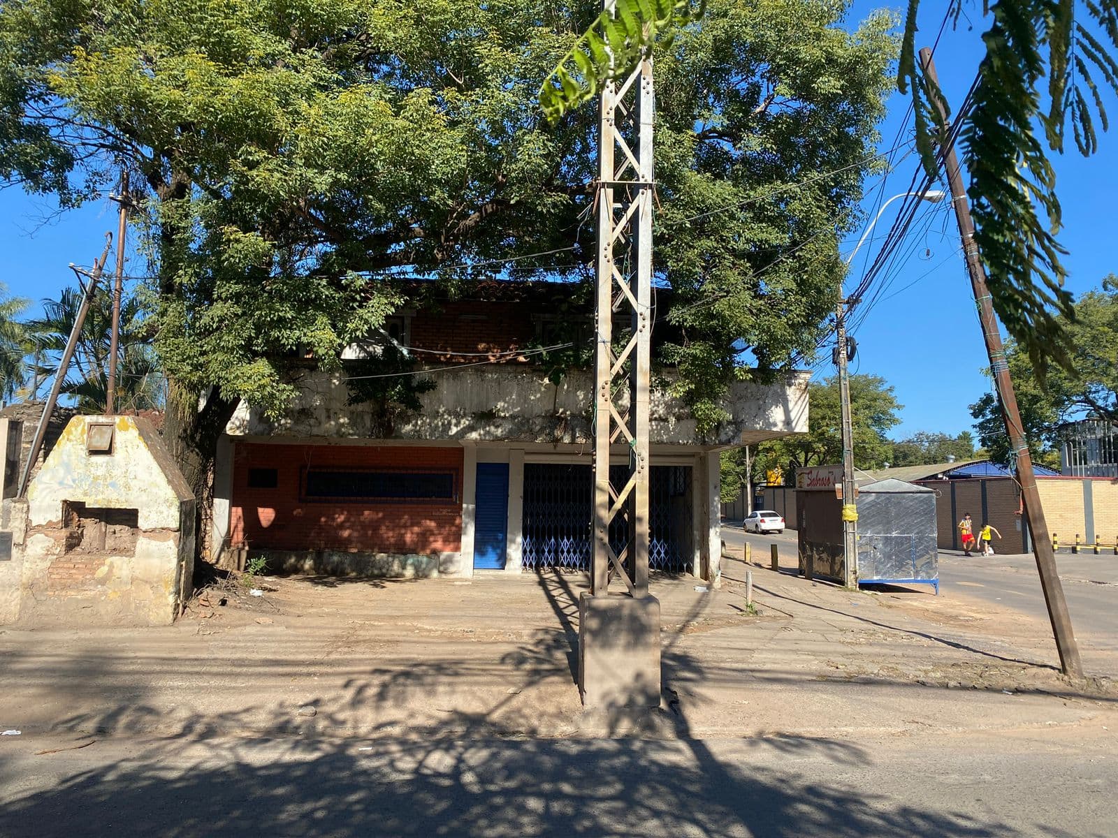 Propiedad en Esquina Estratégica sobre Av.Artigas, foto 5