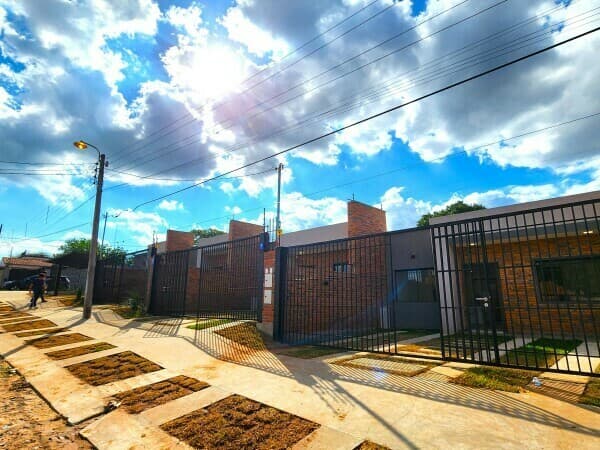 Vendo casa en Villa Elisa