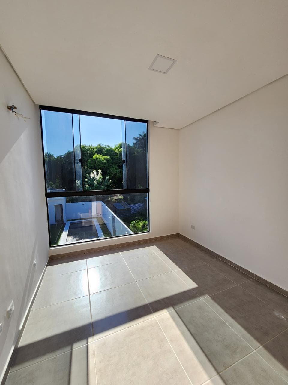 Duplex en venta en Luque, foto 4