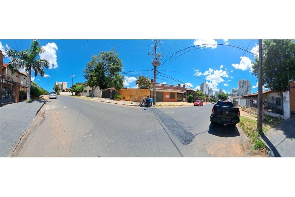 Local comercial en Las Lomas, foto 2