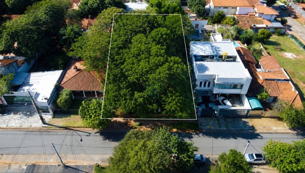 Amplia propiedad en barrio los laureles, foto 1