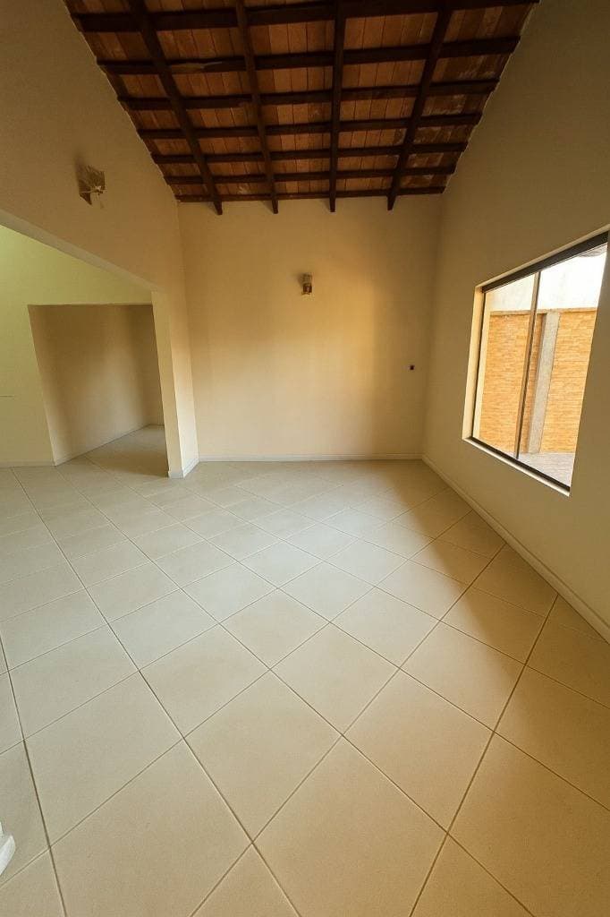 En venta – casa en barrio mariscal estigarribia, foto 2