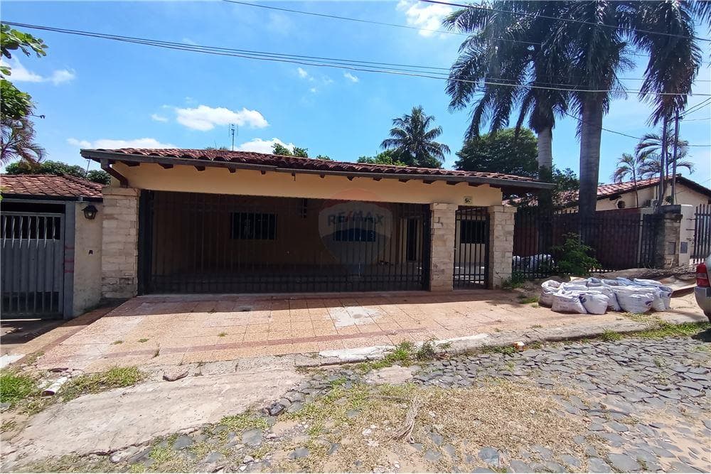 casa en Luque - Cuarto Barrio — foto 1