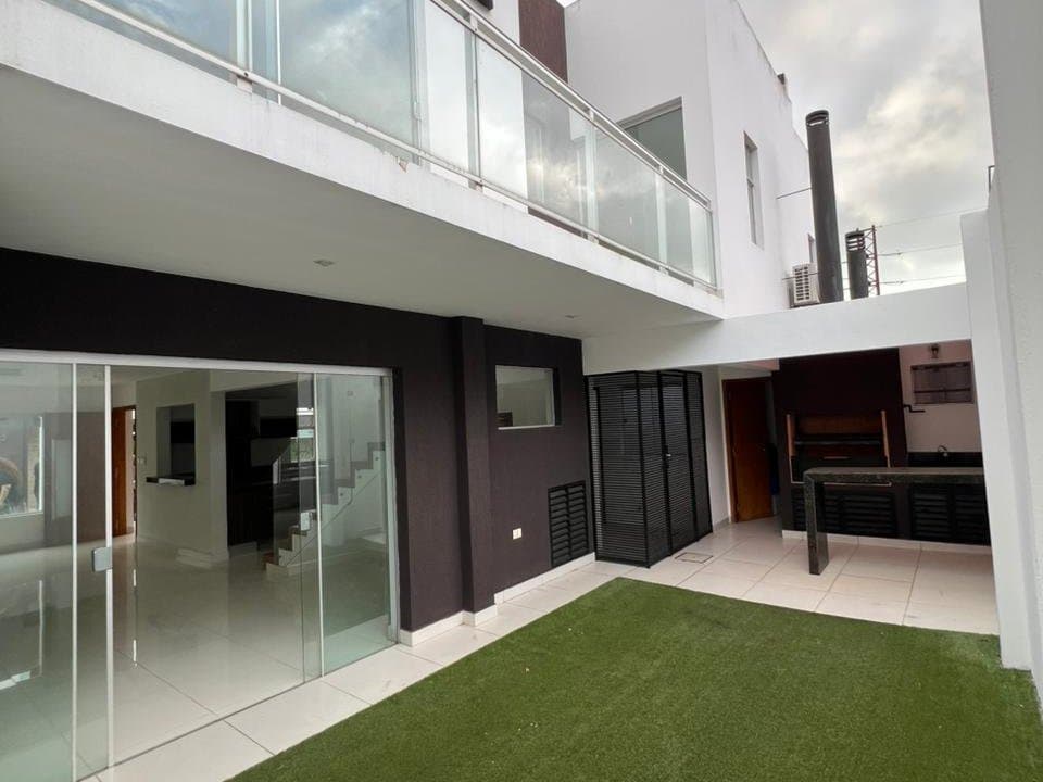 Casa de 3 dormitorios en ita enramada, foto 2
