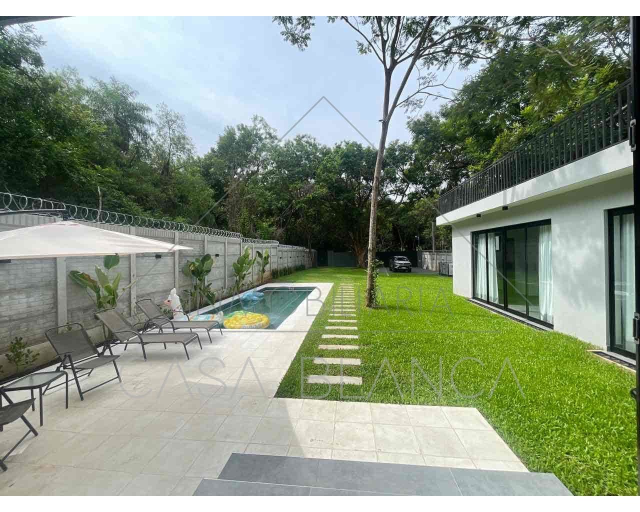 casa en San Bernardino zona Avda. Mbocaya, foto 2