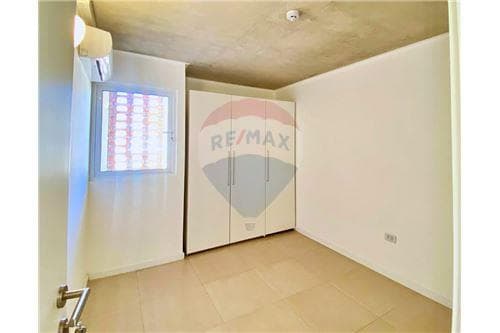 Departamento-Venta-PY Central Luque Ykua Roty Ykua Roty, foto 4
