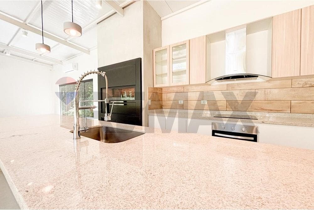 Casa amoblada en altos en venta, foto 3