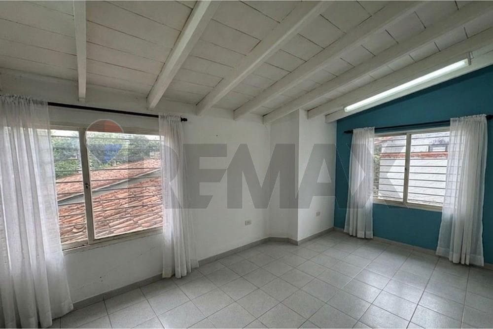 Casa - Venta - Mburucuyá, Asunción, Paraguay, foto 5
