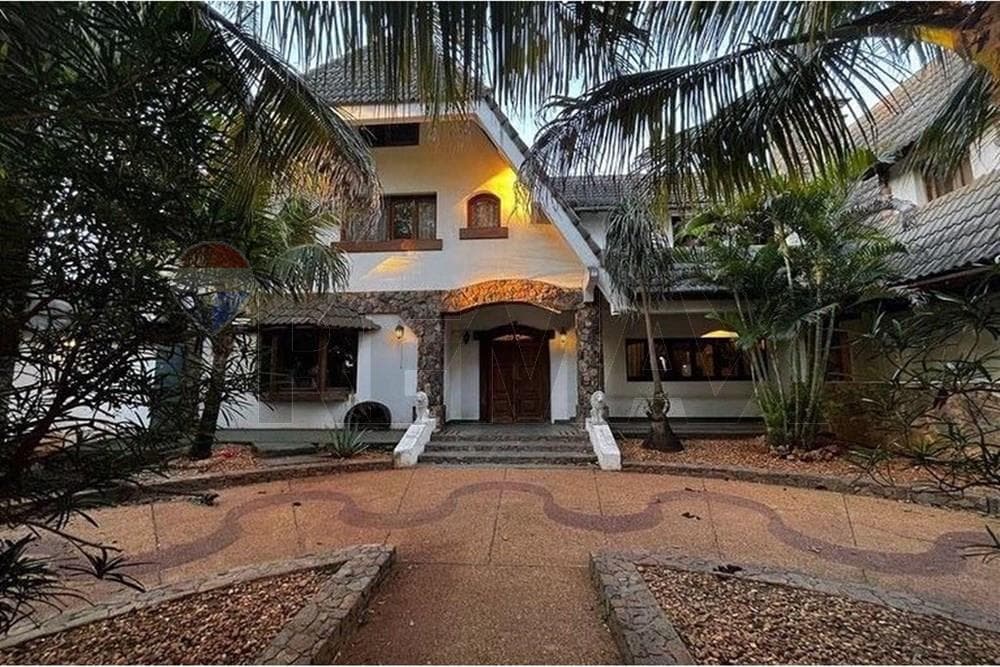 Casa - Alquiler - Villa Aurelia, Paraguay, foto 2