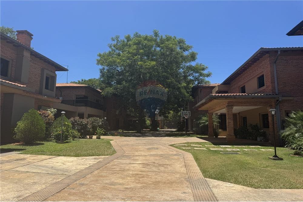 Residencia Exclusiva en Barrio Cerrado Laguna Gran, foto 2
