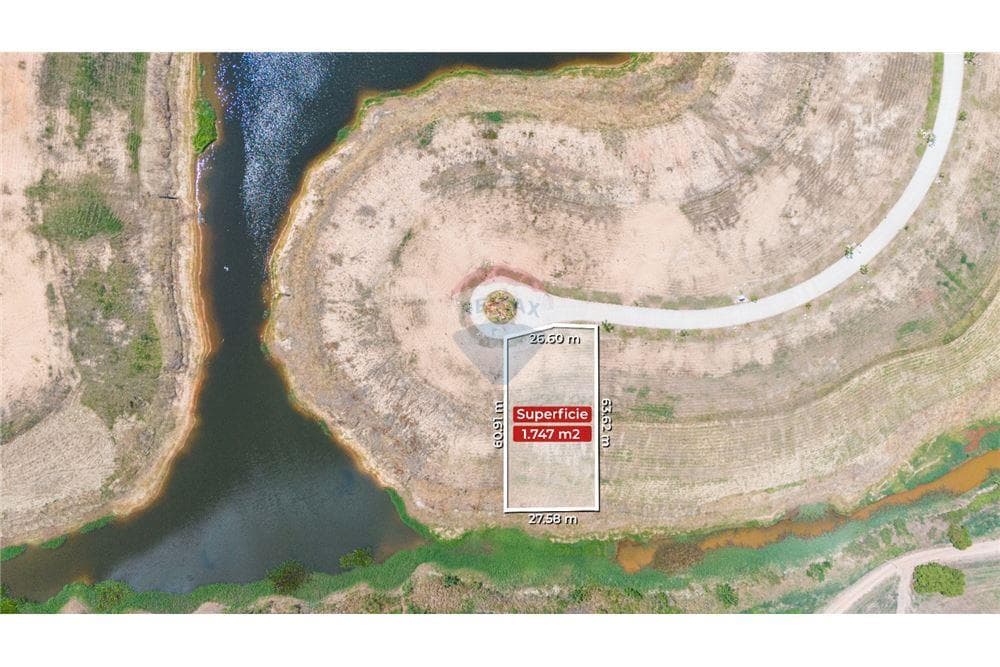 Lote Premium 1747 m2 en Condominio Pueblo del Rio con Amarre y Club House