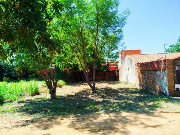 terreno en Luque a una cuadra y media de la ruta Luque-San Lorenzo, foto 2