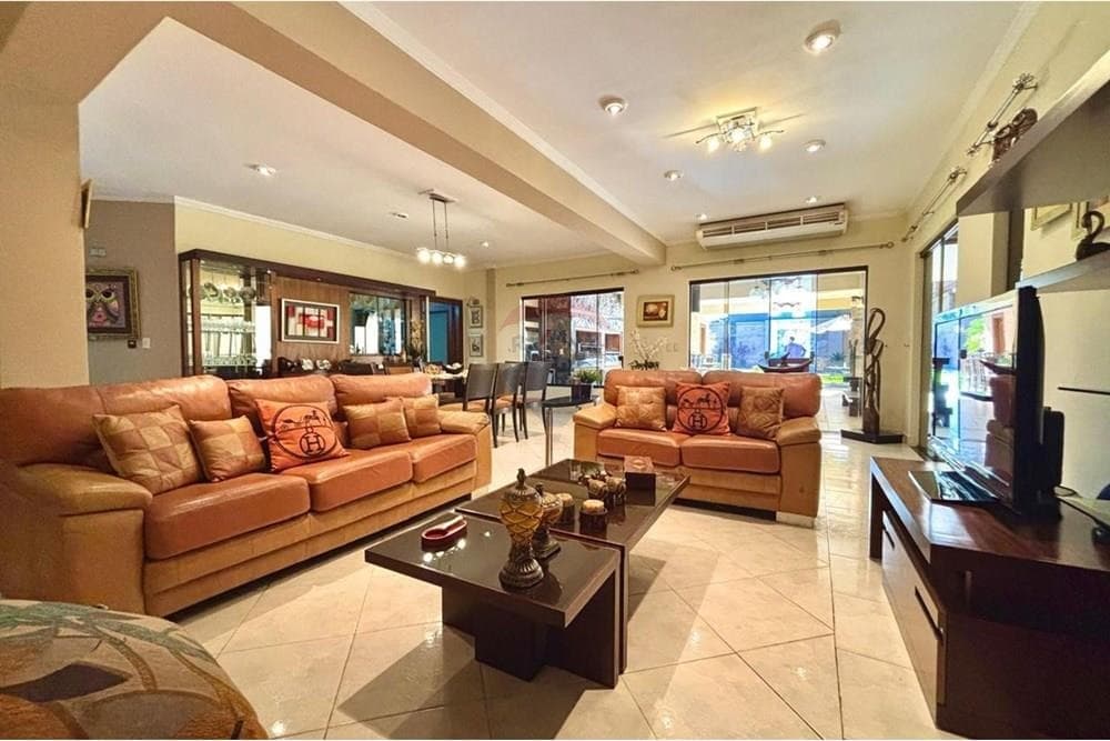 Lujosa casa en venta – villa aurelia, foto 3