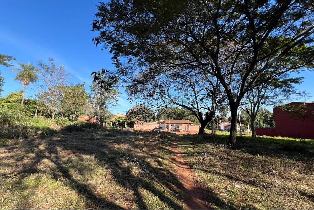 Terreno - Venta - Ñemby, Paraguay