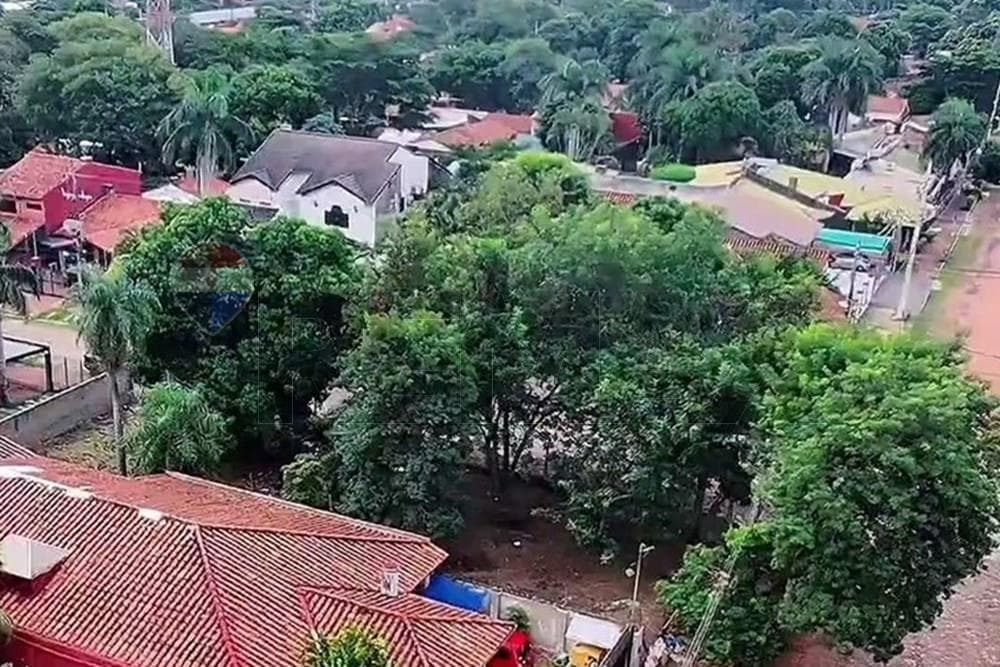 Terreno de 448 m2 en esquina - lambare, foto 2