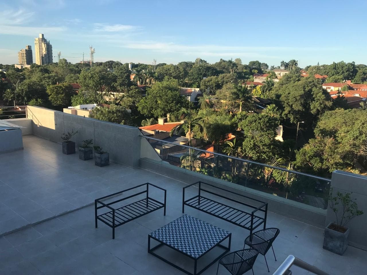 En venta o alquiler departamento de 3 dormitorios en molas lopez