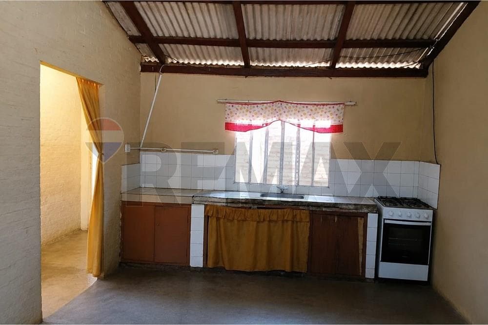 Casa - Venta - Luque, Central, Paraguay, Gran potencial!, foto 3