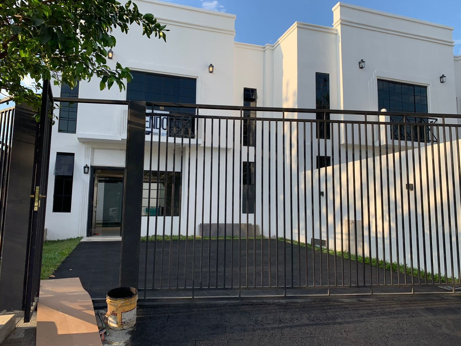 Vendo dúplex zona yacht y golf club - Lambaré