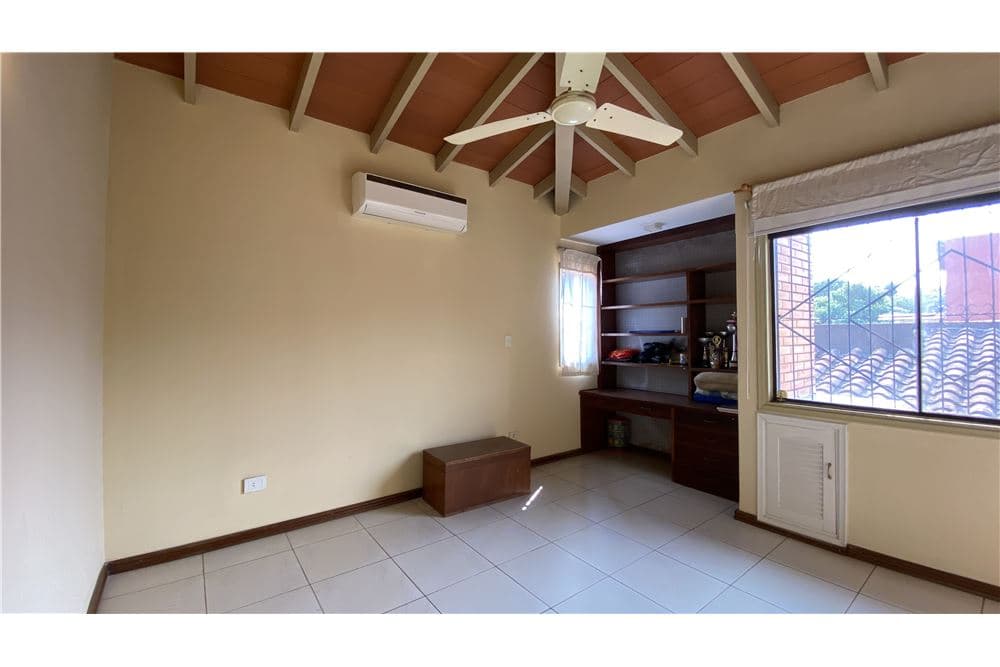 Casa en vista alegre con ampio espacios, foto 3