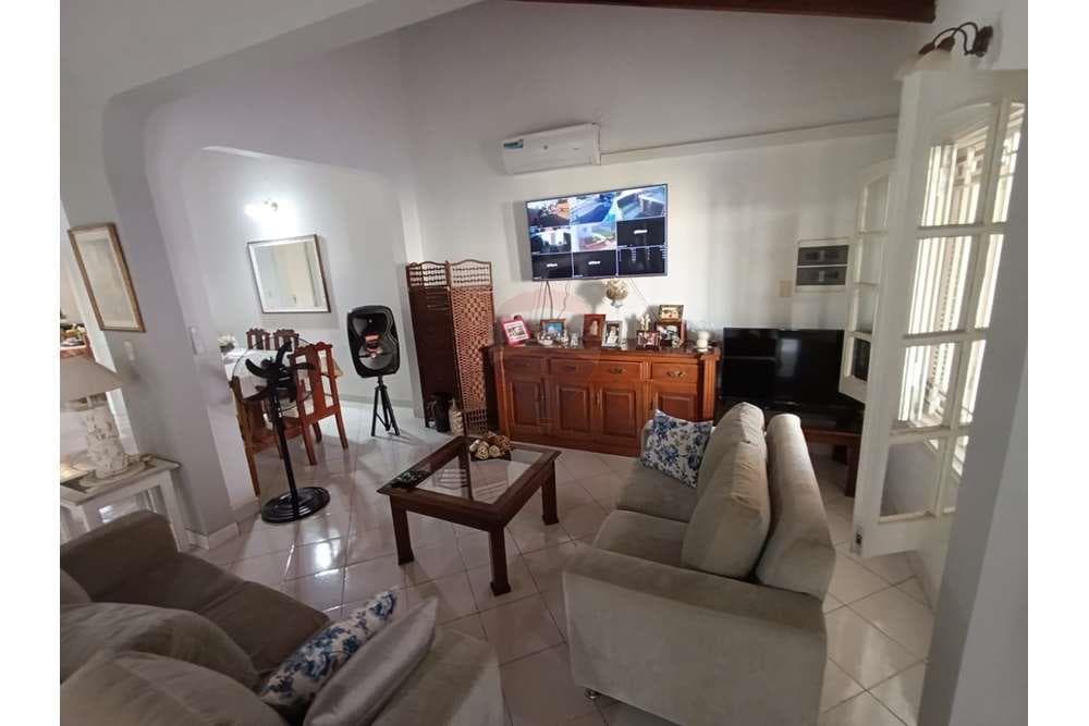 Casa en venta en mburucuya Asunción, foto 2