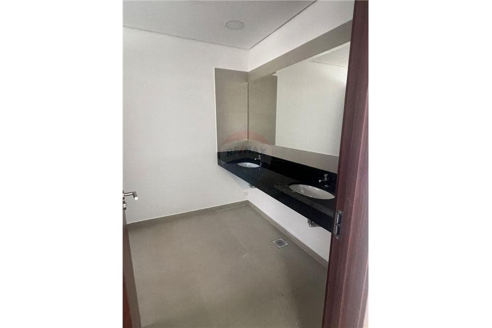 Local Comercial - Alquiler - Paraguay Asunción Mburucuyá, foto 3