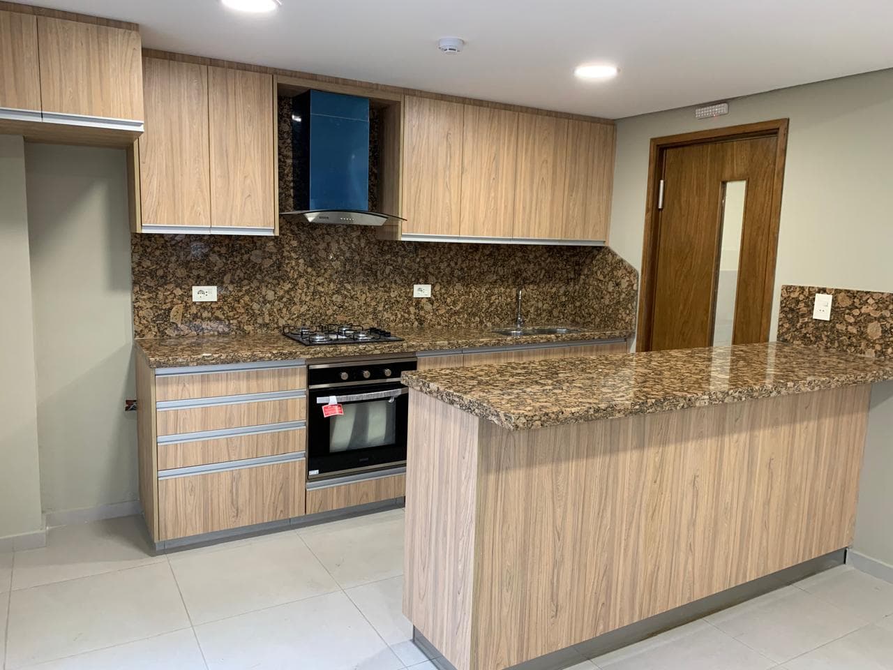 Hermoso y Moderno Triplex con Patio y Parrilla, foto 4
