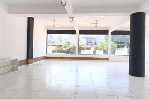Local comercial en Fernando de la Mora, foto 1