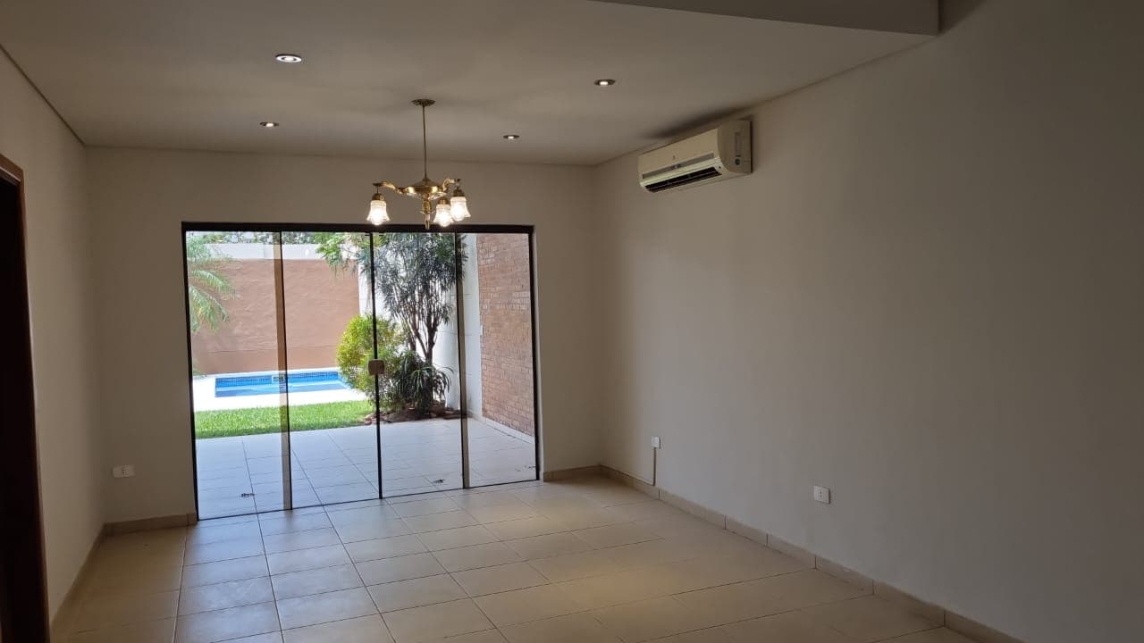 Hermosa casa pareada, foto 3