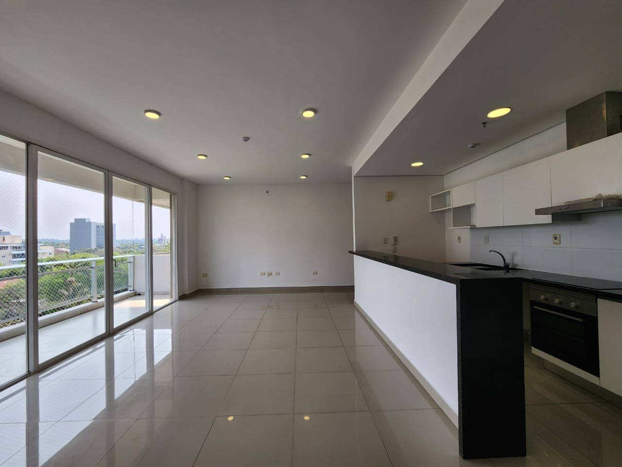 Hermoso Dpto de 2 Habit en Suite. Villa Morra, foto 2
