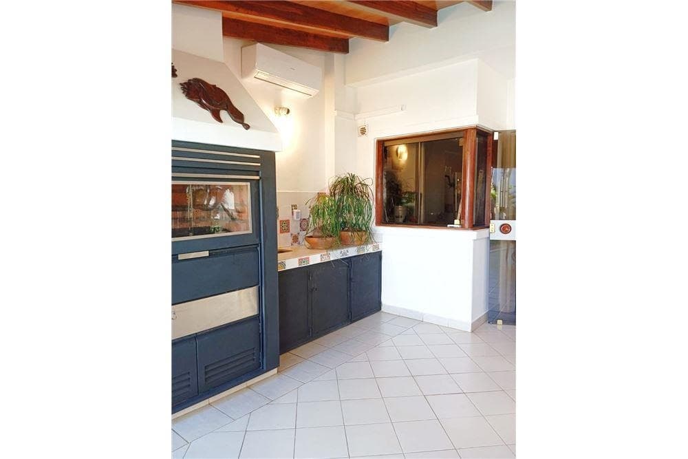 Casa a una cuadra de mariscal lopez y españa zona centenario, foto 3