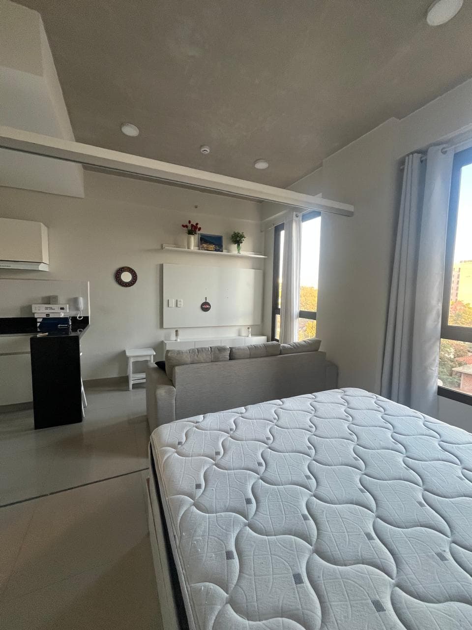 Alquilo departamento amoblado en Luque zuba 4
