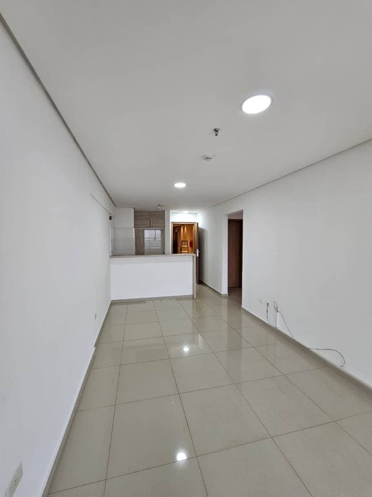 Dpto de 1 dormitorio con cochera incluida - edificio central park| alquiler, foto 3