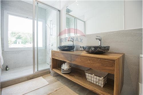 duplex barrio Herrera, totalmente amoblado, foto 3