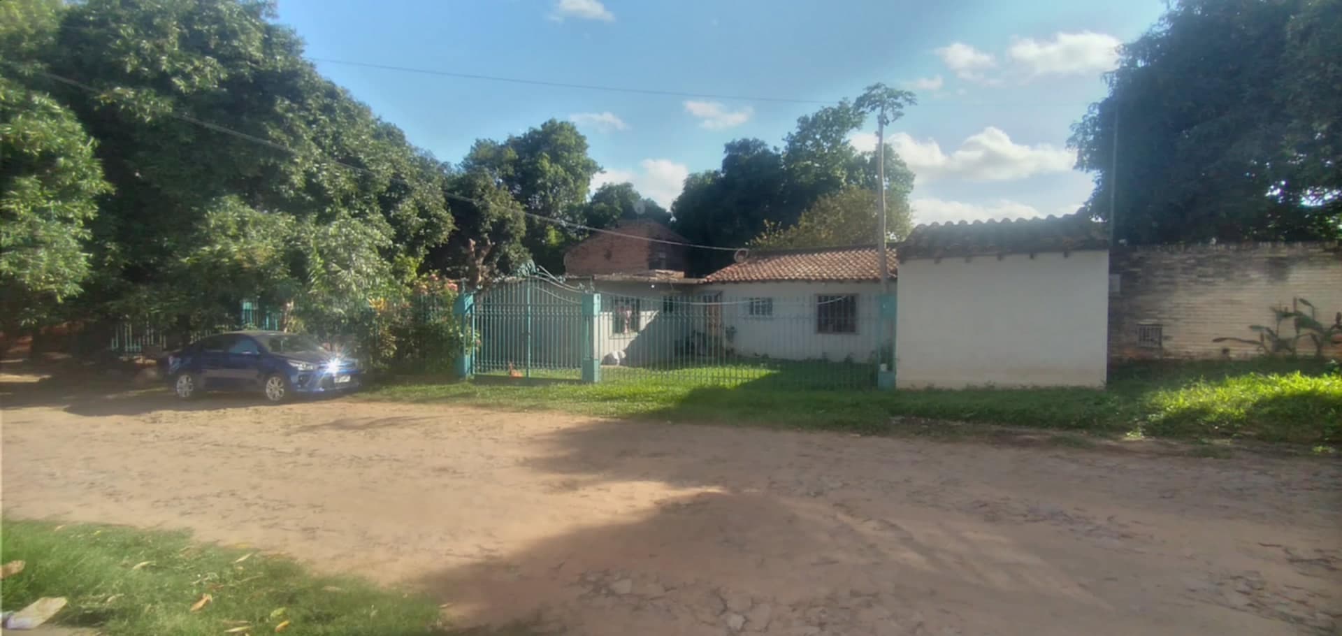 Terreno en esquina a cuadra y media de Mcal. López, foto 4
