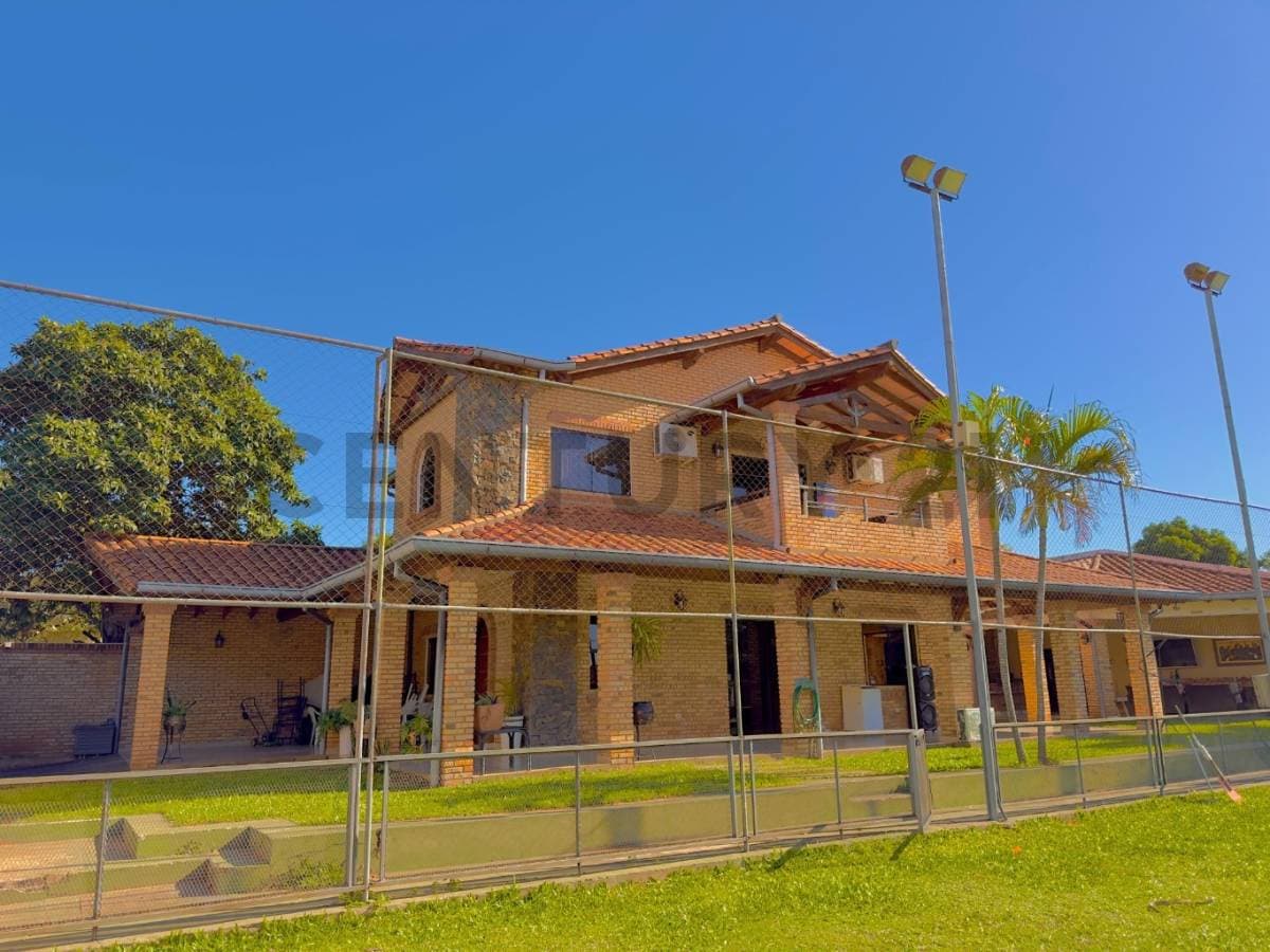 Casa En Villa Elisa Av. Defensores Del Chaco , Villa Elisa, Central, foto 2